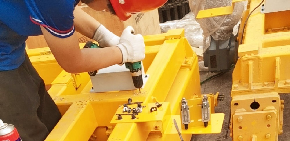 特鲁门桁架机械手施工中