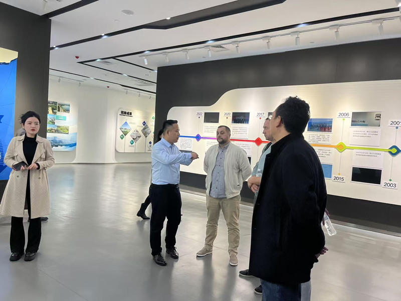 白俄罗斯客户参观考察特鲁门